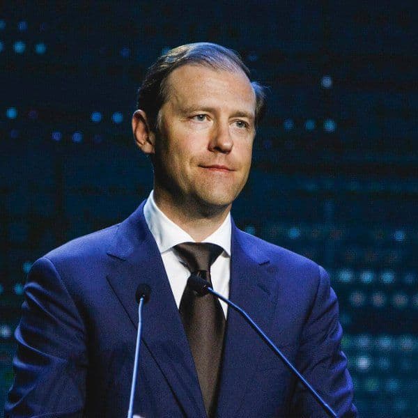 Мантуров Денис Валентинович